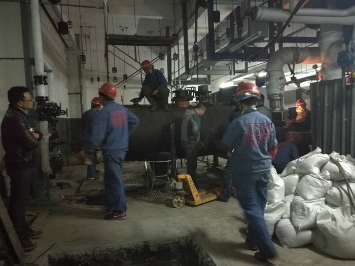 溴化鋰節(jié)能改造現(xiàn)場(chǎng)